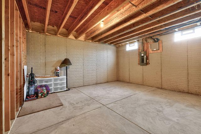 722 Deer Run Drive, Marysville, OH 43040