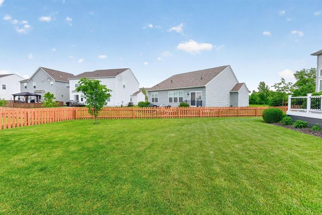 722 Deer Run Drive, Marysville, OH 43040