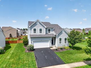 722 Deer Run Drive, Marysville, OH 43040