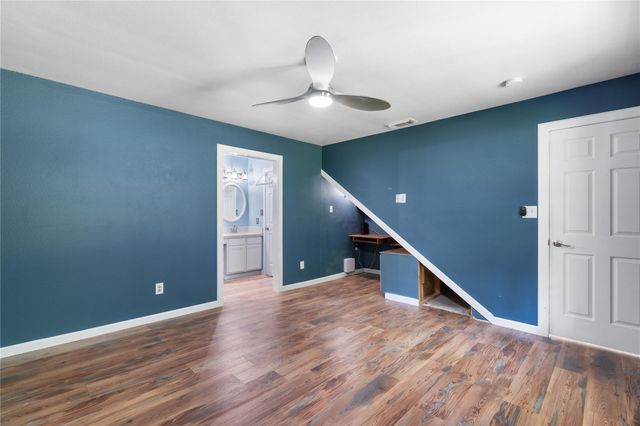 293 Commodore Drive, Livingston, TX 77351