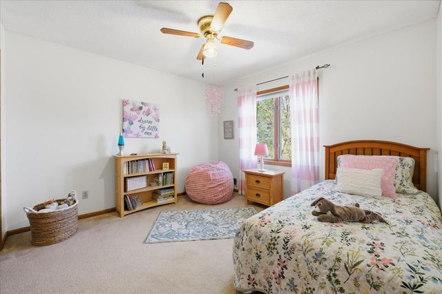 7429 Upper 136th Street W, Apple Valley, MN 55124