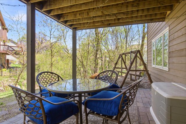 7429 Upper 136th Street W, Apple Valley, MN 55124