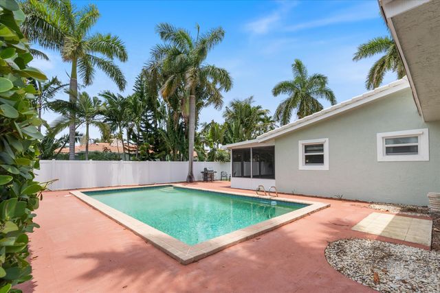 801 Berkeley Street, Boca Raton, FL 33487