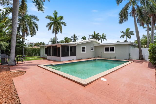 801 Berkeley Street, Boca Raton, FL 33487