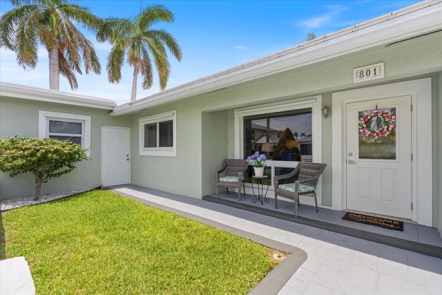 801 Berkeley Street, Boca Raton, FL 33487