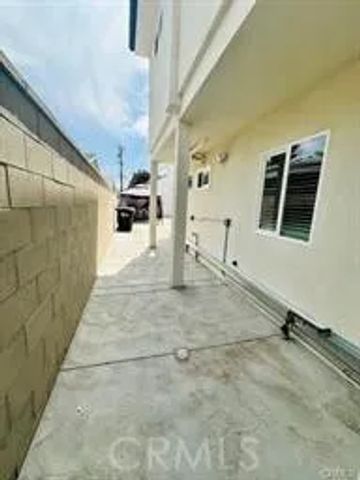 1125 Raleigh Street B, Glendale, CA 91205