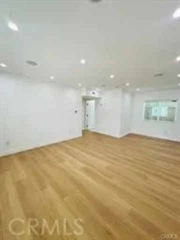 1125 Raleigh Street B, Glendale, CA 91205