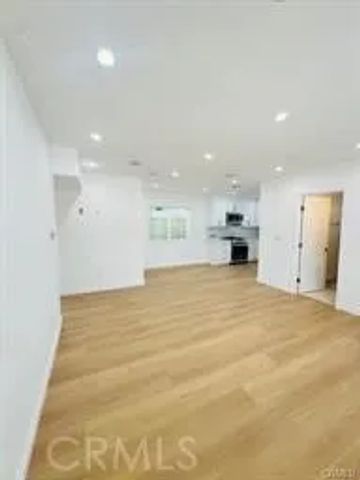 1125 Raleigh Street B, Glendale, CA 91205