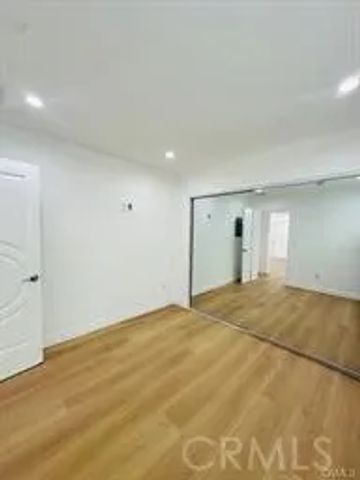 1125 Raleigh Street B, Glendale, CA 91205