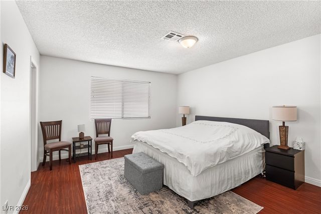 2461 Old Forge Lane 107, Las Vegas, NV 89121