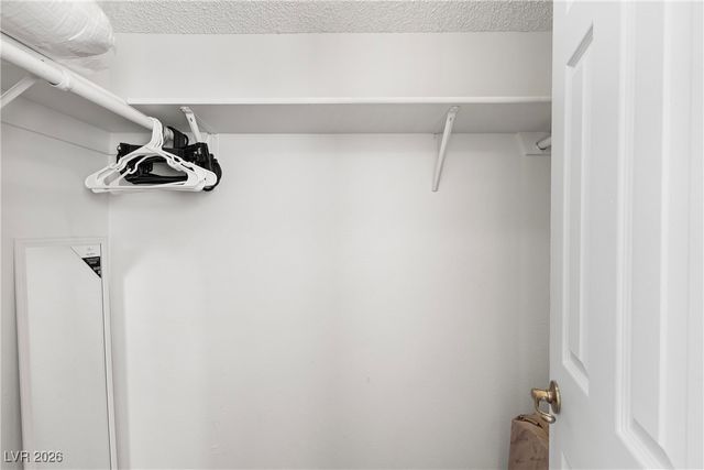 2461 Old Forge Lane 107, Las Vegas, NV 89121