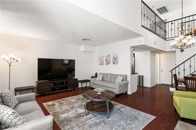 2461 Old Forge Lane 107, Las Vegas, NV 89121