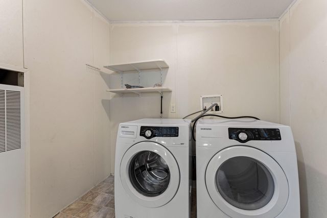 1515 Agape Way, Grants Pass, OR 97527