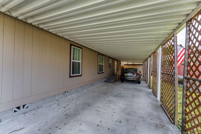 1515 Agape Way, Grants Pass, OR 97527