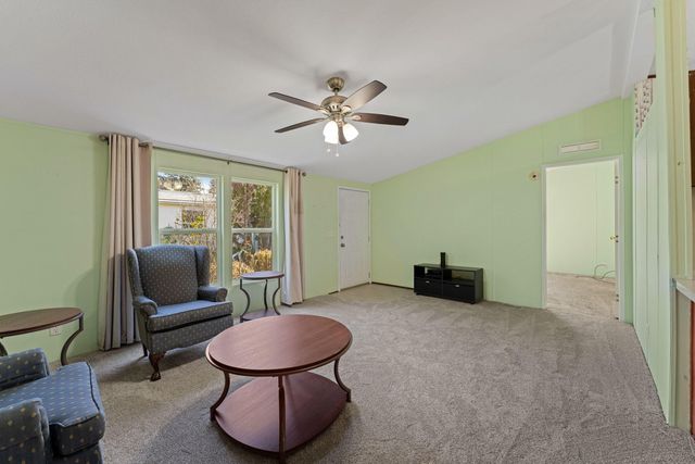 1515 Agape Way, Grants Pass, OR 97527