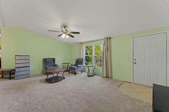 1515 Agape Way, Grants Pass, OR 97527