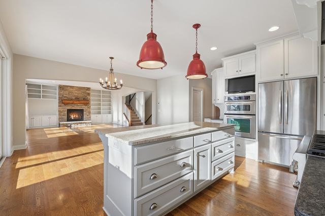 7001 W 175th Avenue, Eden Prairie, MN 55346