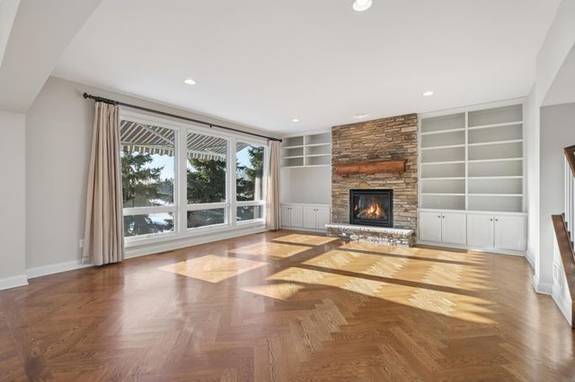 7001 W 175th Avenue, Eden Prairie, MN 55346