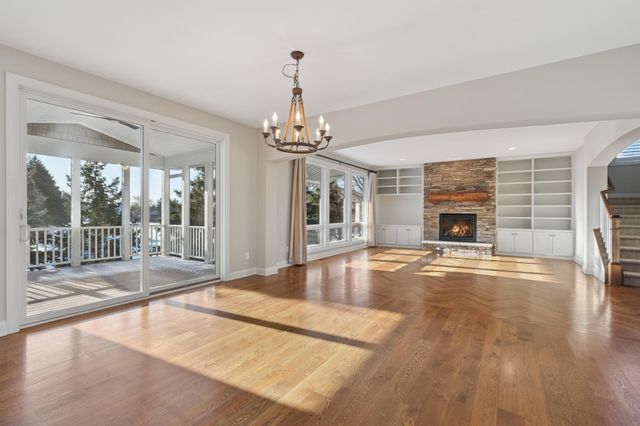 7001 W 175th Avenue, Eden Prairie, MN 55346