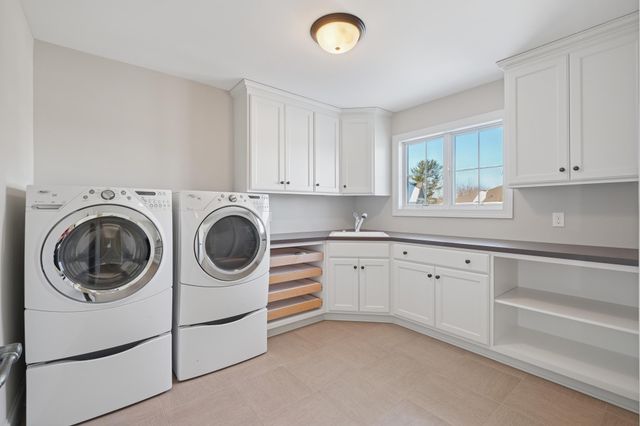 7001 W 175th Avenue, Eden Prairie, MN 55346