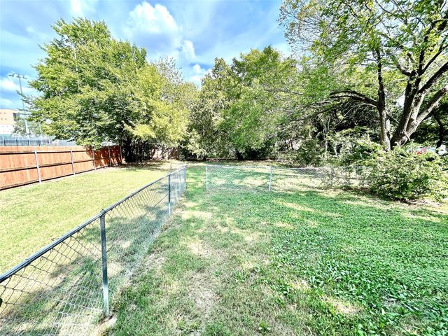 430 Carver Street, Mesquite, TX 75149