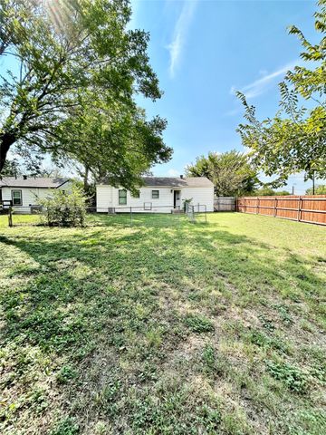 430 Carver Street, Mesquite, TX 75149