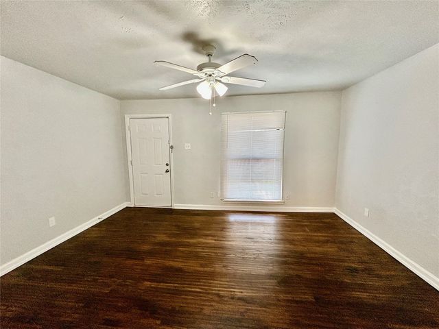 430 Carver Street, Mesquite, TX 75149