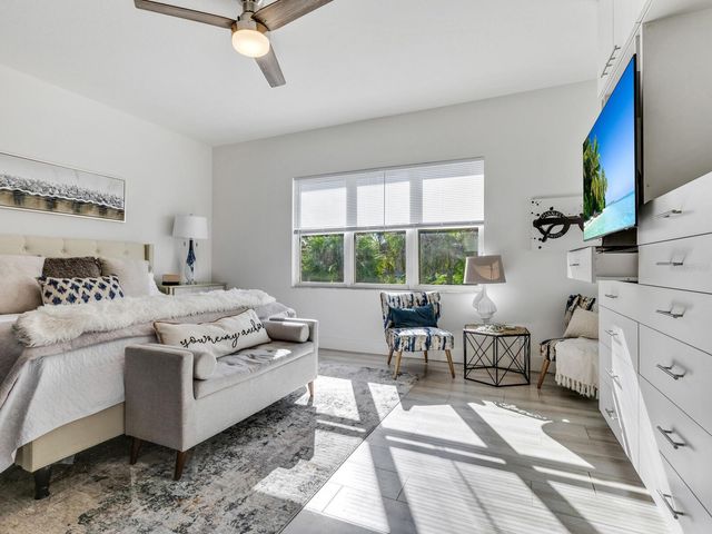 5018 63RD DRIVE W, Bradenton, FL 34210