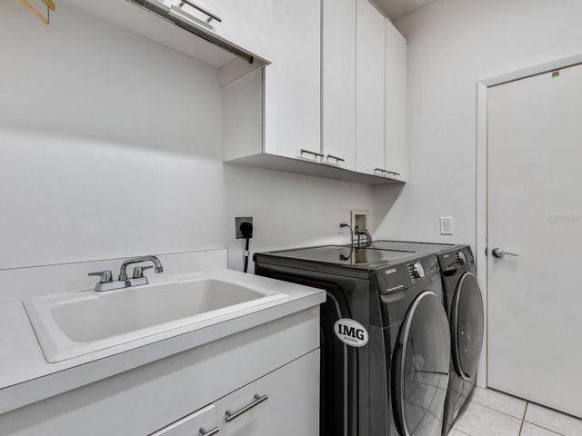 5018 63RD DRIVE W, Bradenton, FL 34210