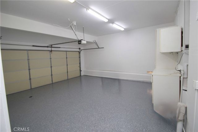 10 LACONIA, Irvine, CA 92614