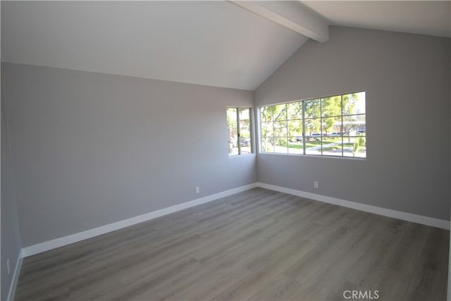 10 LACONIA, Irvine, CA 92614