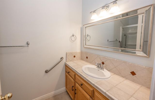 2652 Morris Avenue, Clovis, CA 93611