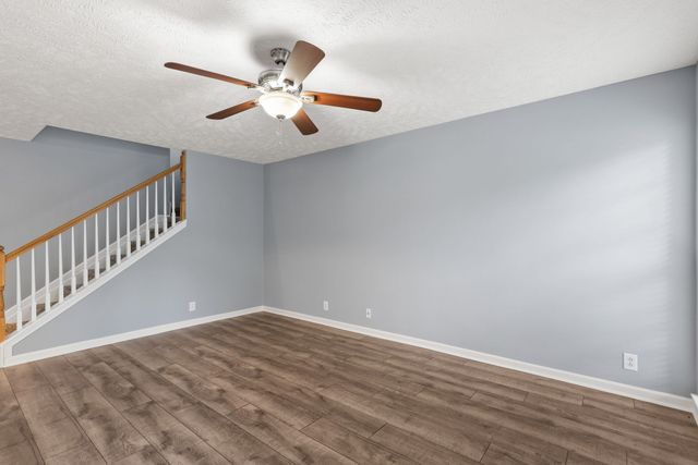 761 Tulip Grove Rd Apt 1602, Hermitage, TN 37076