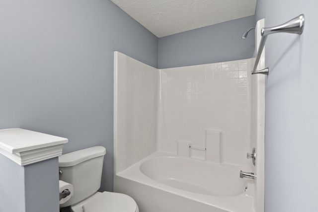 761 Tulip Grove Rd Apt 1602, Hermitage, TN 37076