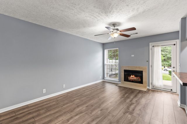 761 Tulip Grove Rd Apt 1602, Hermitage, TN 37076