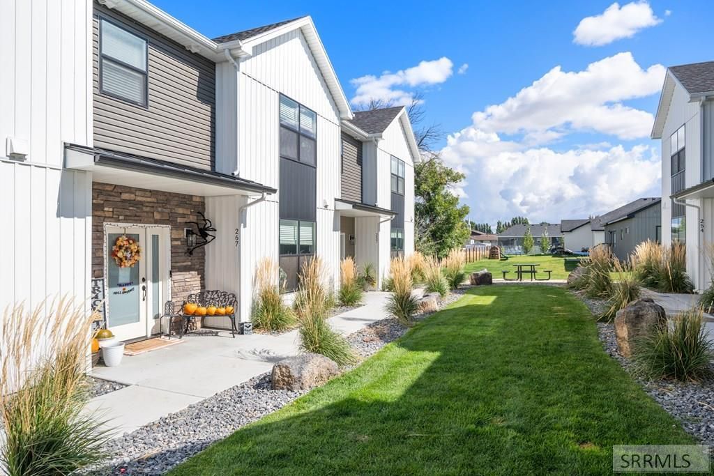 Image 1 of property listing at 267 Blue Sky Court, Sugar City, ID 83448