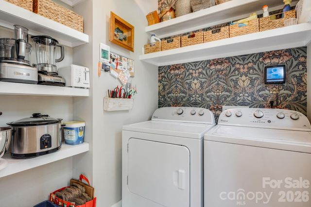 76 Louisiana Avenue, Asheville, NC 28806