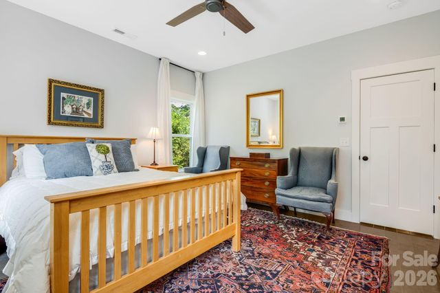 76 Louisiana Avenue, Asheville, NC 28806