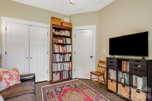 76 Louisiana Avenue, Asheville, NC 28806