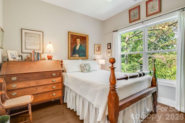76 Louisiana Avenue, Asheville, NC 28806