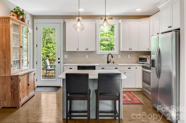 76 Louisiana Avenue, Asheville, NC 28806