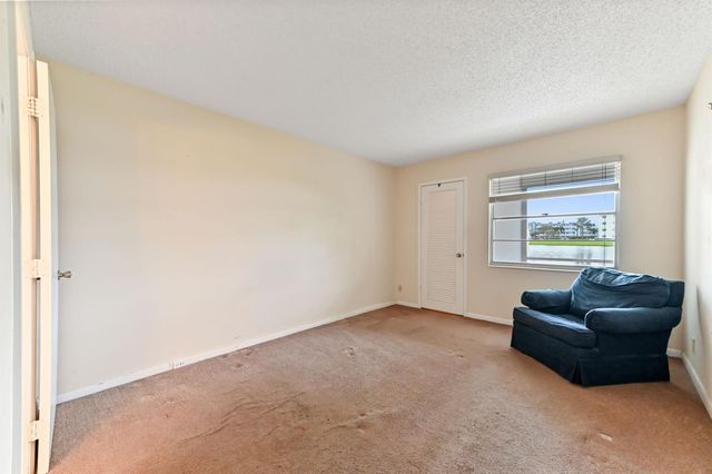 1034 Rexford B, Boca Raton, FL 33434