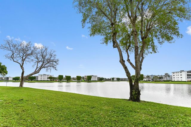 1034 Rexford B, Boca Raton, FL 33434