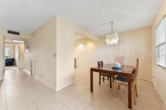 1034 Rexford B, Boca Raton, FL 33434