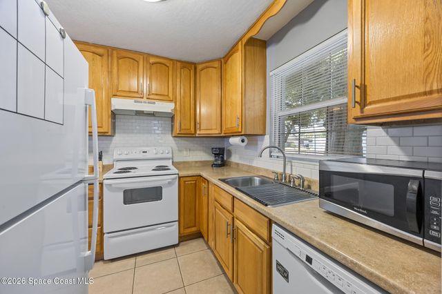 978 Bouganvillea Drive, Rockledge, FL 32955