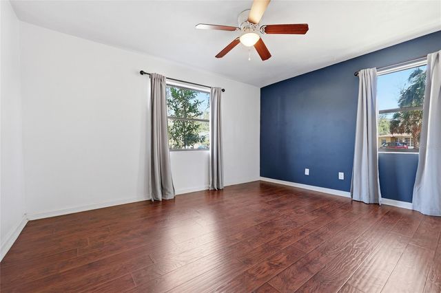 431 NW 32 AVENUE, Gainesville, FL 32609