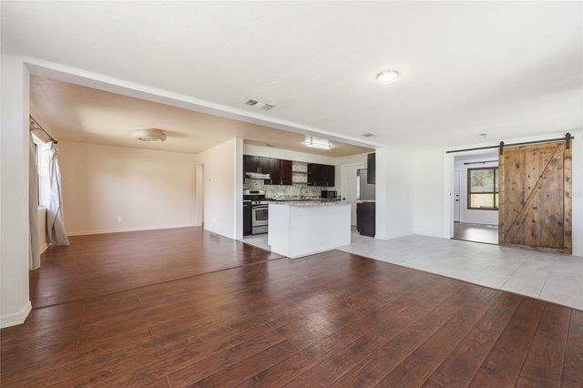 431 NW 32 AVENUE, Gainesville, FL 32609