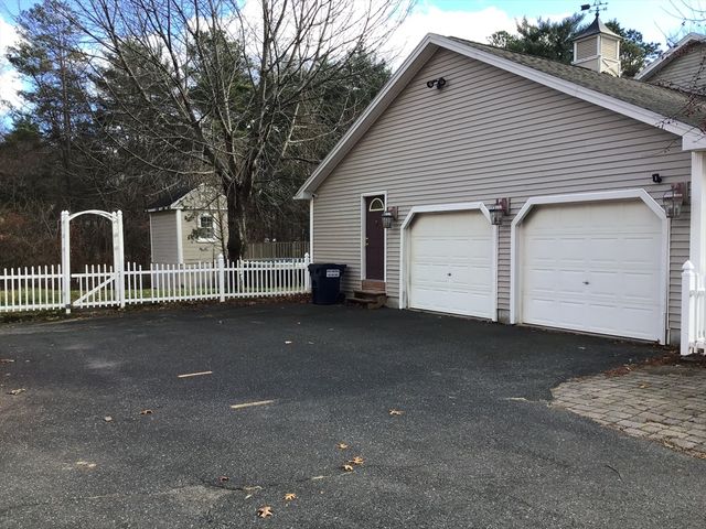 299 Three Rivers Rd, Wilbraham, MA 01095