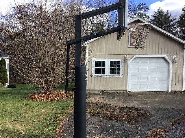 299 Three Rivers Rd, Wilbraham, MA 01095