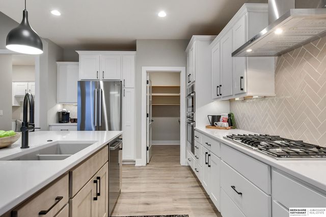 3111 S 209th Street, Elkhorn, NE 68022